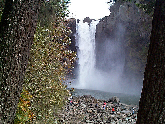 snoqualmie falls